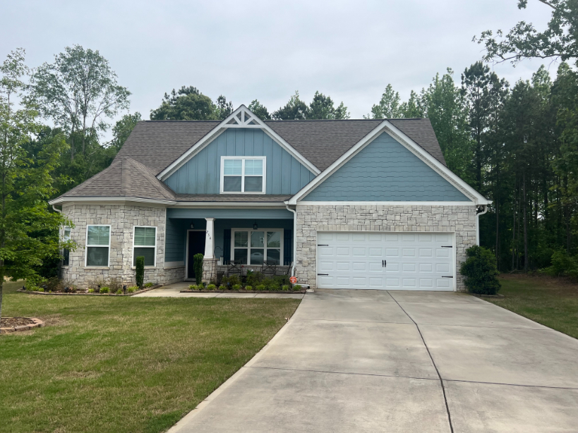 House and Concrete Washing in Senoia, GA