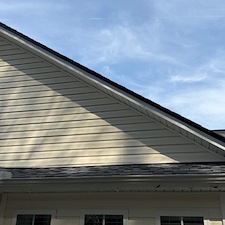 House-and-fence-softwash-in-SenoiaGa 7