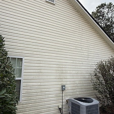 House-and-fence-softwash-in-SenoiaGa 10